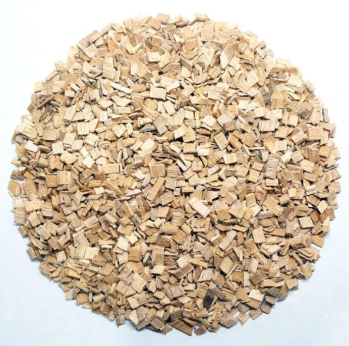 DECOTOP Fagus Chips M - Субстрат из буковой щепы, 5-15 мм, 1800 г/9 л