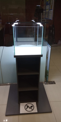 Аквариум Куб 64л (40х40х50) с подставкой 1000 мм